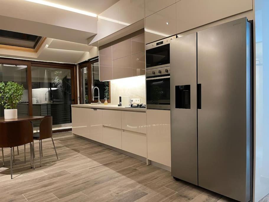 Acropolis Lux Apartment アテネ エクステリア 写真