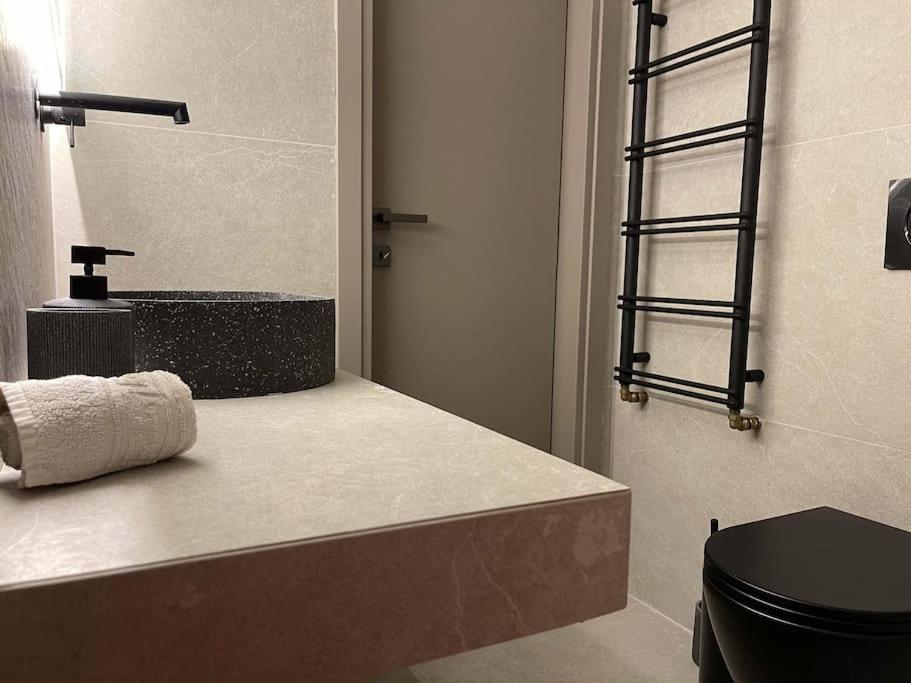 Acropolis Lux Apartment アテネ エクステリア 写真