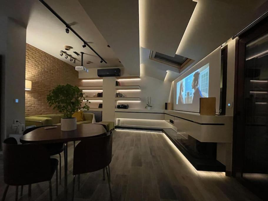 Acropolis Lux Apartment アテネ エクステリア 写真