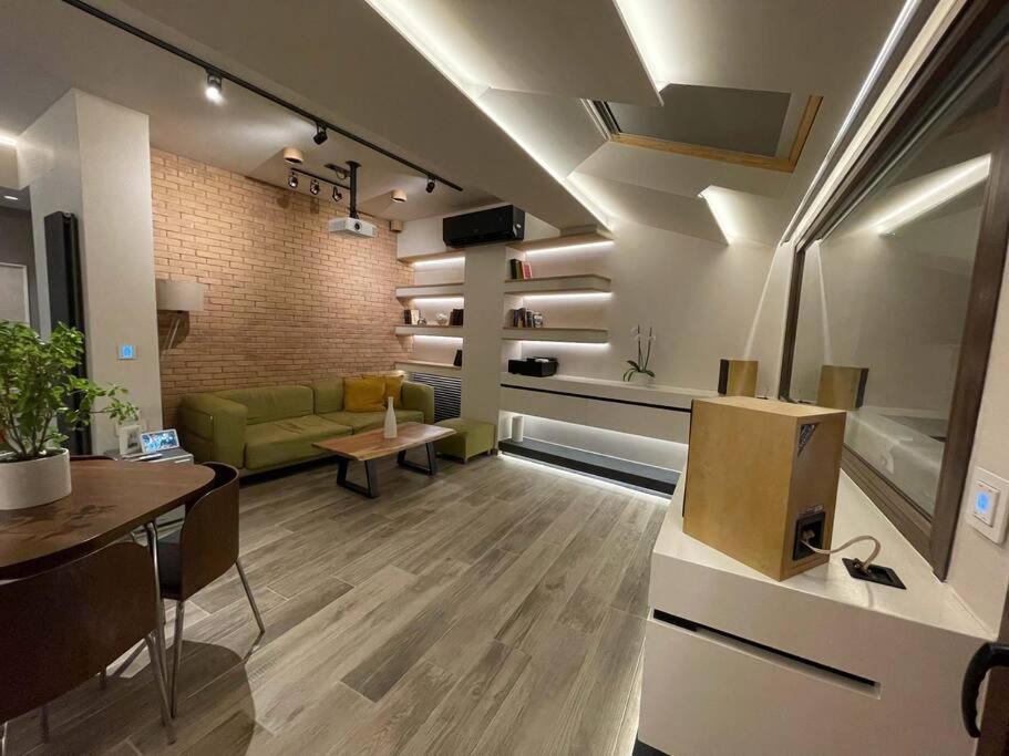 Acropolis Lux Apartment アテネ エクステリア 写真